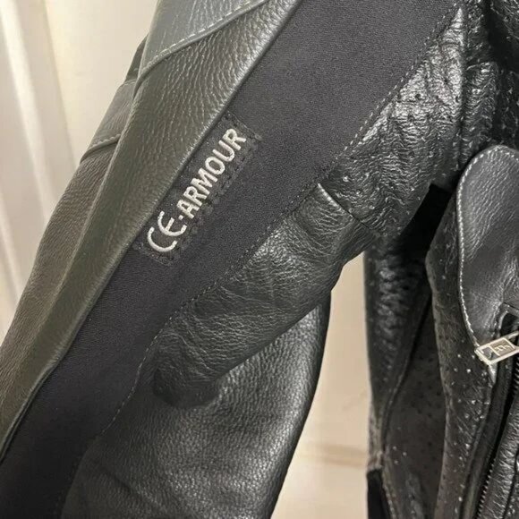 AGVSPORT BREEZE Real Leather Perforated Cycle 🏍️ Jacket w/ ARMOR💪 🛡️-Size 48 - Picture 7 of 12